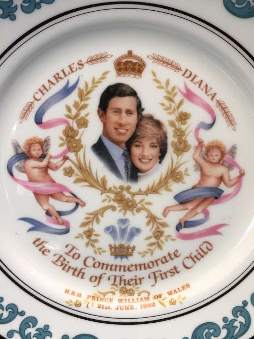Royal Sutherland H&M  Bone China Plate "Charles & Diana Commemorate the birth of their first child