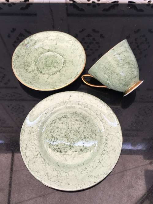 Wow!!! Collectors Rare  c1950s  Royal Albert Gossamer,Green & Gold Gilt, Smooth Shape. Std Size.