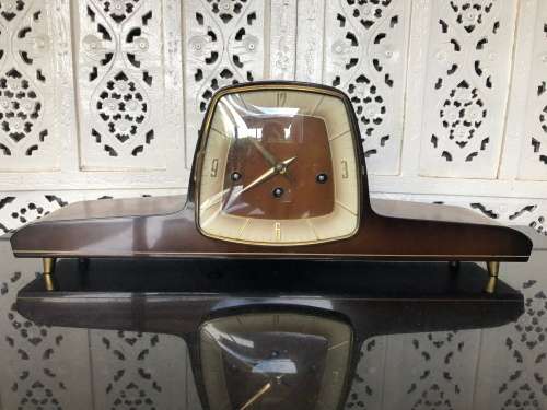 WOW !!! STUNNING FRANZ HERMLE BALANCE WHEEL GERMAN MANTLE CLOCK WITH KEY WORKING 100 %