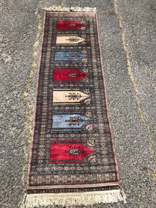 WOW !!! RARE BEAUTIFUL PURE WOOL HAND KNOTTED VINTAGE BOKHARA PERSIAN CARPET RUNNER 2000 X 630mm