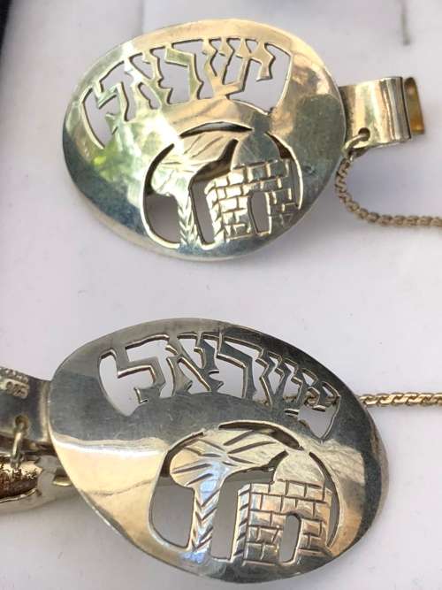 WOW !!! FANTASTIC BOXED SET OF ISRAELI STERLING SILVER COLLAR TIPS - CLEARLY MARKED