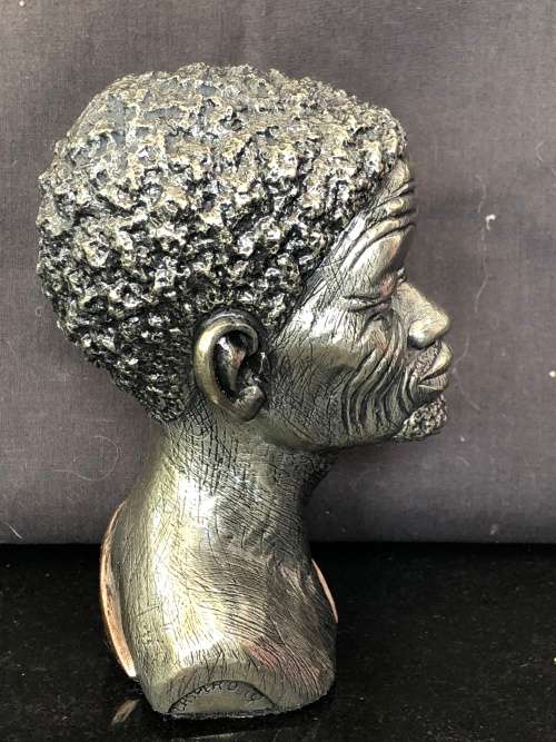 INVESTMENT ART - SIGNED CASPER DARARE (1952 - 2001) BUSHMAN METAL SCULPTURE WITH COA