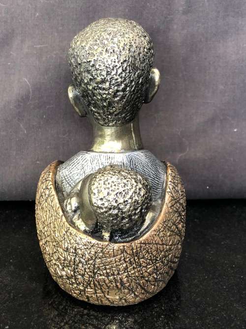 INVESTMENT ART - SIGNED CASPER DARARE (1952 - 2001) SHONA MOTHER AND CHILD METAL SCULPTURE WITH COA