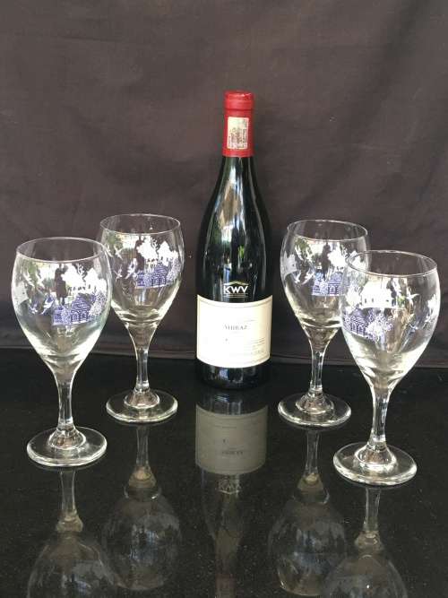 Stunning Vintage Genuine Crystal Blue Willow Large Wine Glasses set of 4 in Mint Condition.