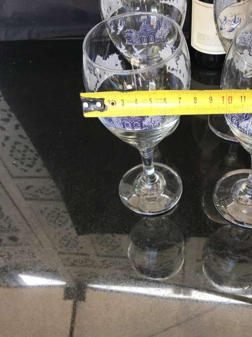 Stunning Vintage Genuine Crystal Blue Willow Large Wine Glasses set of 4 in Mint Condition.