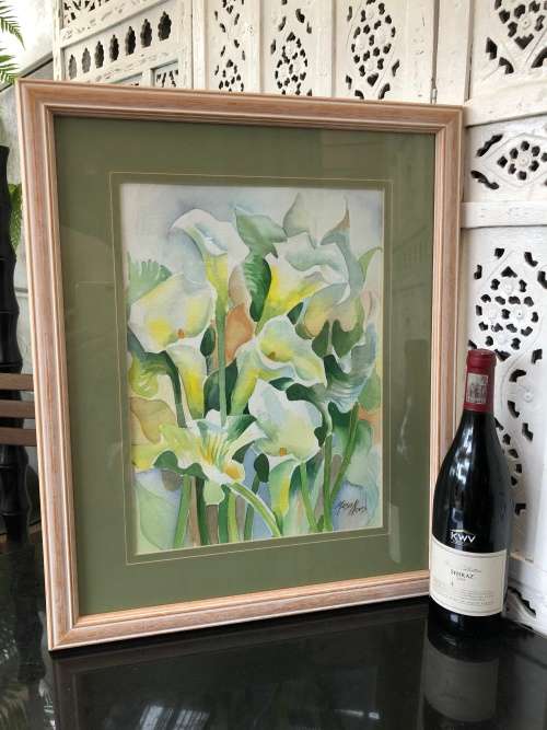 WOW !!! STUNNING FRAMED WATERCOLOUR BY MAISIE NOVIS STILL LIFE OF FLOWERS - ARUM LILIES