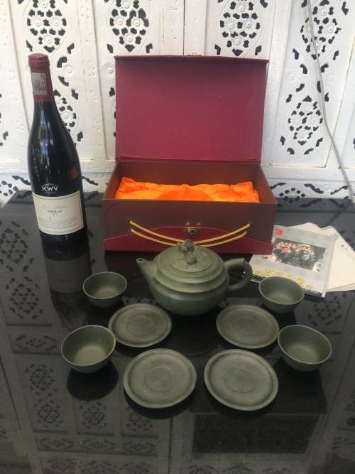 Vintage Chinese Zisha Yiyuan Traditional Limited Edition Green Koi Clay Tea Set. Gift Box