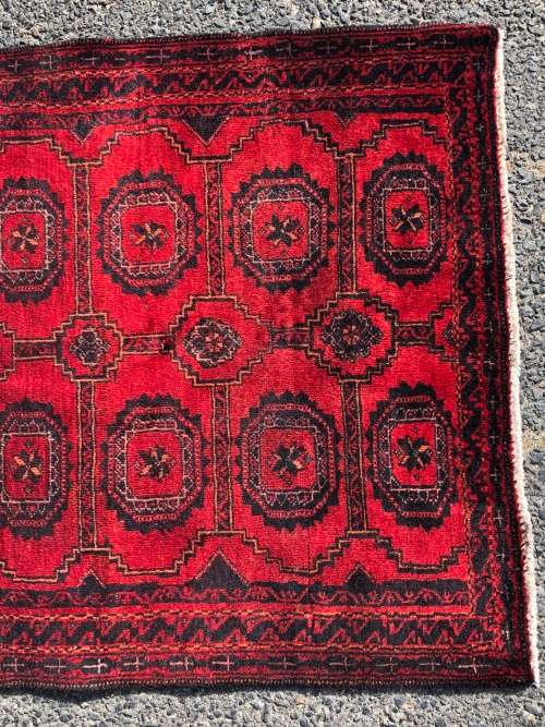 WOW !!! STUNNING PURE WOOL HAND KNOTTED BALOUCH PERSIAN CARPET 1750 X 850mm