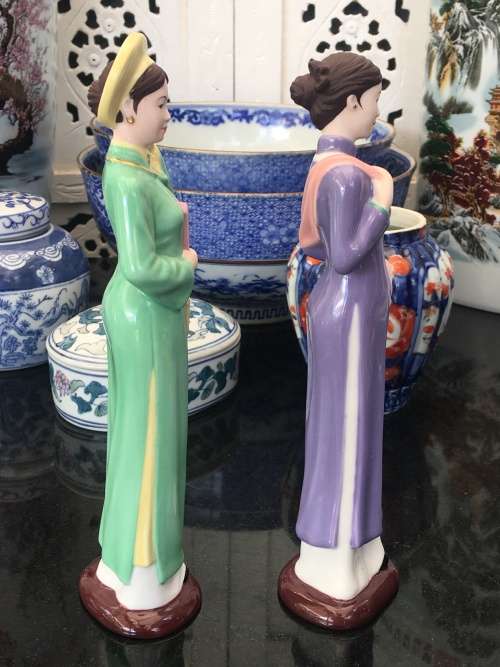 Absolutely Beautiful Collectors Vintage Vietnamese Minh Leong Fine Porcelain Lady Figurines