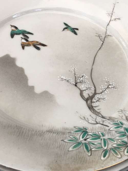 Lot Absolutely Stunning Antique Japanese Eggshell Kutani Hand Painted Porcelain Bird Plates signed