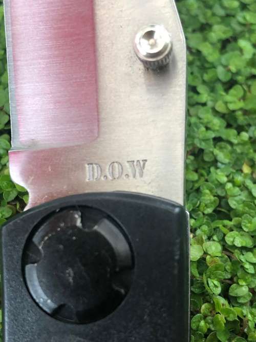 DOGS OF WAR BLACK FOLDING 420 STAINLESS STEEL POCKET KNIFE