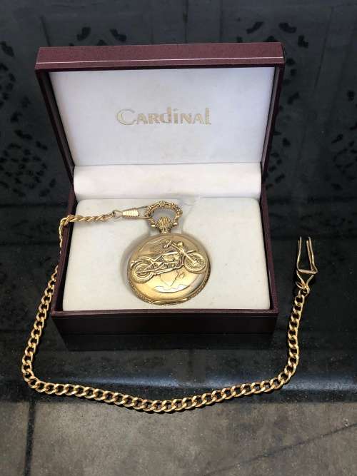 WOW !!!! STUNNING GOLD PLATED CARDINAL QUARTZ POCKET WATCH WITH FOB CHAIN - BOXED