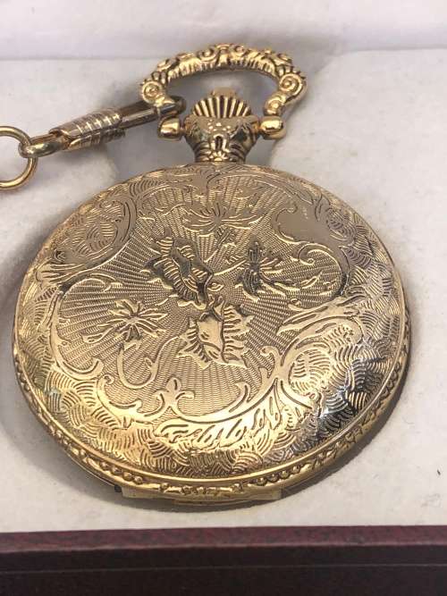 WOW !!!! STUNNING GOLD PLATED CARDINAL QUARTZ POCKET WATCH WITH FOB CHAIN - BOXED