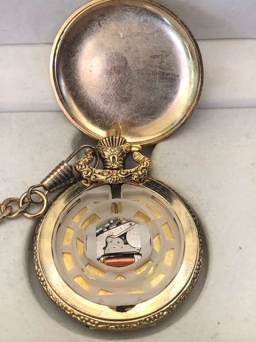 WOW !!!! STUNNING GOLD PLATED CARDINAL QUARTZ POCKET WATCH WITH FOB CHAIN - BOXED