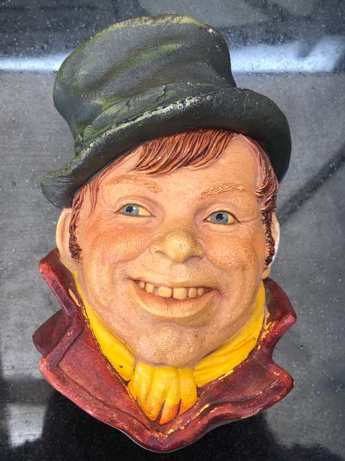 WOW !!! ARTFUL DODGER - VINTAGE LEGEND PRODUCTS CHALKWARE 3D WALL HANGING FIGURINE