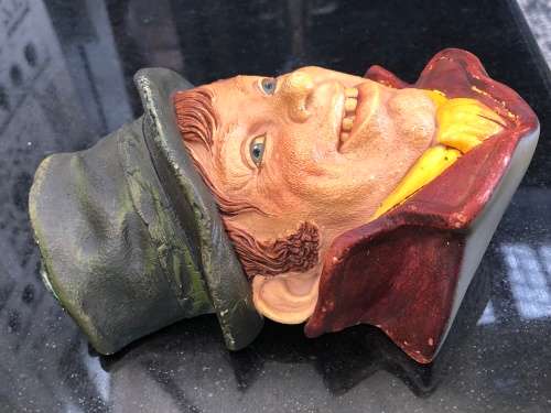 WOW !!! ARTFUL DODGER - VINTAGE LEGEND PRODUCTS CHALKWARE 3D WALL HANGING FIGURINE