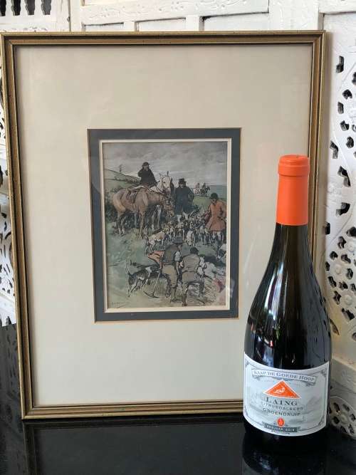 WOW !!! STUNNING HUNTING PRINT IN A GORGEOUS GOLDEN FRAME - BEHIND GLASS