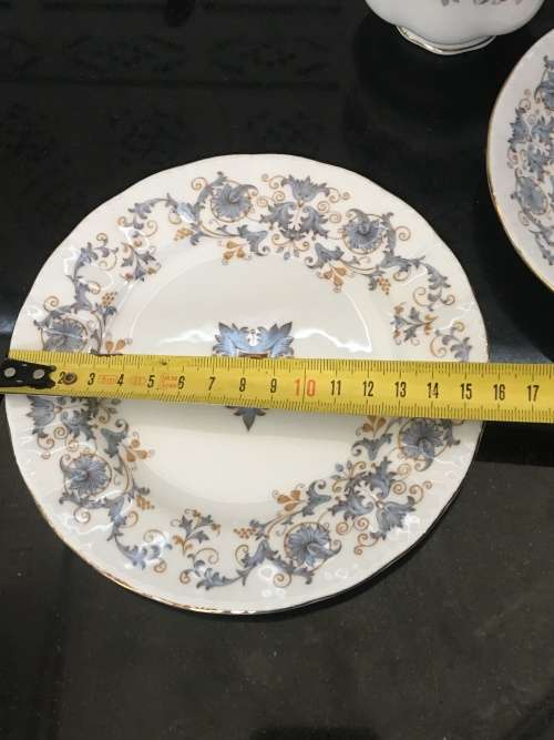 Stunning Vintage Paragon "Tuscany" Tea Trio, By Appointment to Her Majesty The Queen.