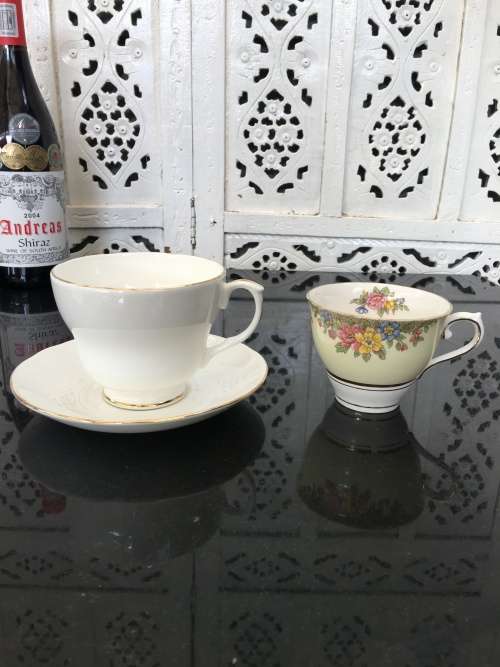 Vintage Duchess England Bone China Jumbo Tea Cup and Saucer. mint condition