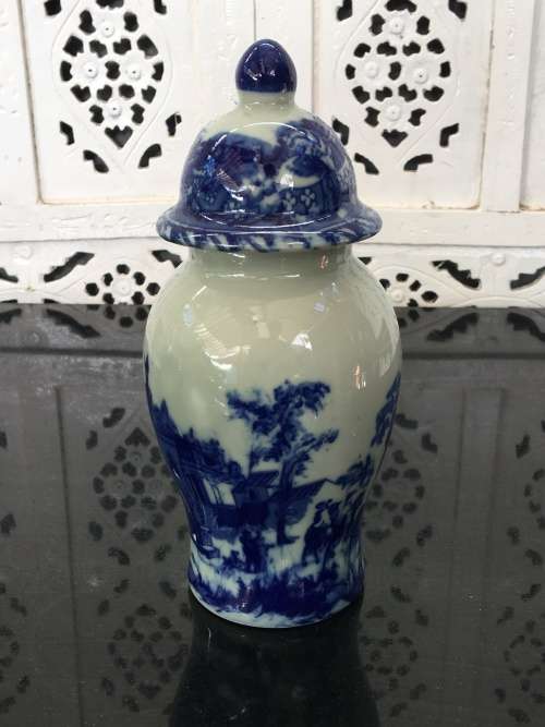 A Beautiful Blue Monumental Porcelain Lidded Urn with the British Royal Arms markings