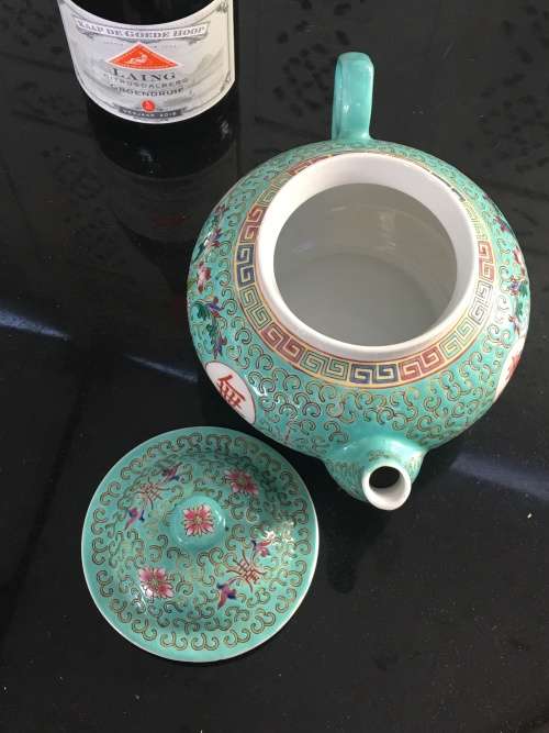 Stunning Vintage c1970s Zhongguo Zhi Zao Green Enamel Hand Painted Large Tea Pot. Lt
