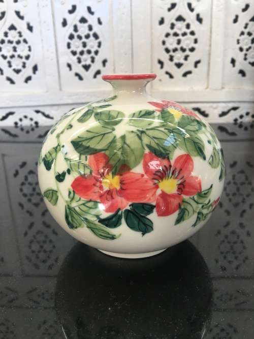 A Beautiful Vintage Japanese Round Bud Vase With Stunning Floral and Calligraphy. Makers mark Base