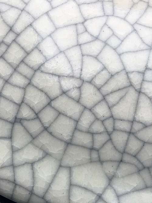Chinese Reproduction Celadon Ge Ware of The Song Dynasty Large Crackle Glaze Platter. with Markings.