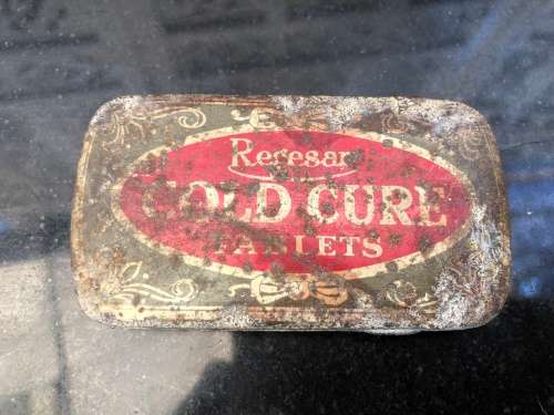 WOW !!! FANTASTIC COLLECTION OF VINTAGE CIGARETTE TINS AND OTHERS- SOME DATING TO AROUND WW11
