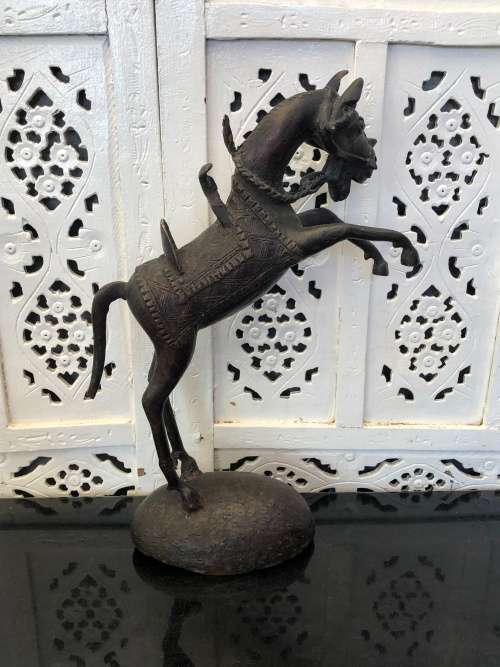 WOW !!! EXCEPTIONALLY RARE LARGE STUNNING BENIN BRONZE STATUE OF A REARING HORSE - VALUE R12500