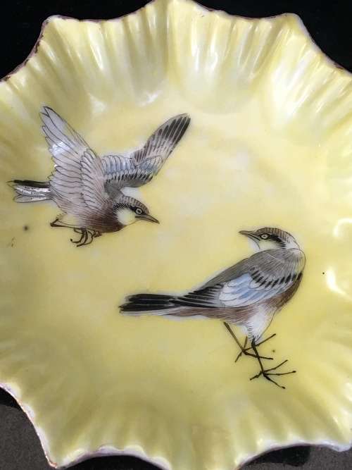 Delightful Antique Oriental lot of Fine Hand made & Bird Painted Porcelain Scalloped Bowls.