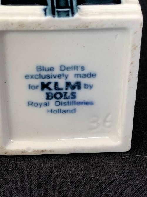 WOW !!! VINTAGE DELFT KLM HOUSE No 36 - SEALED AND STILL FULL - IN PRISTINE CONDITION