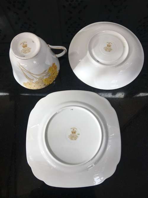 Stunning Vintage Royal Standard Fine China. "Valencia" Porcelain Tea Trio, Std Size.
