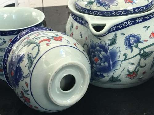 Lovely Chinese Porcelain Kung Fu Tea Set With double walled Cups and Tea Pot with infuser.