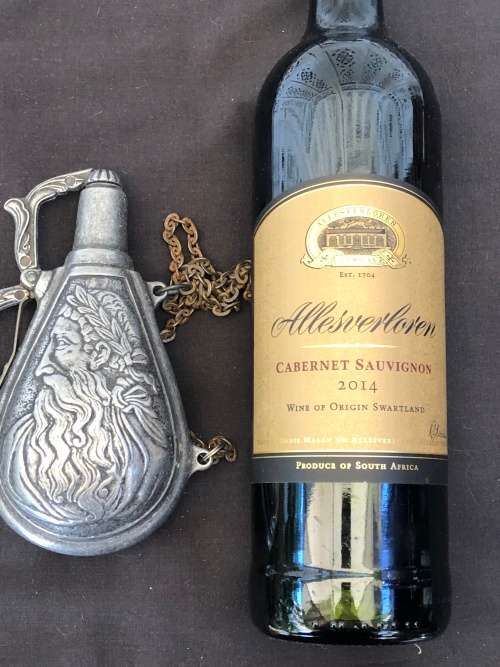 WOW !!! STUNNING VINTAGE PEWTER POWDER FLASK WITH EXCEPTIONAL DETAILS