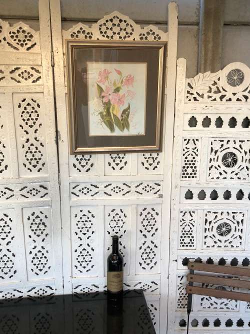 STUNNING FRAMED WATERCOLOR STILL LIFE OF FLOWER - SIGNED AND DATED 1999