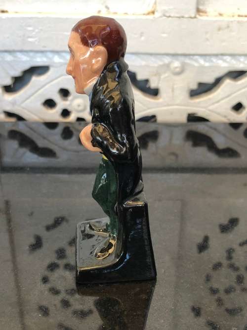 CLEARANCE !!!!  ROYAL DOULTON FIGURINE "URIAH HEEP" M45 (1932- 1983) BY LESLIE HARRADINE