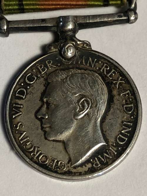 STERLING SILVER KING GEORGE VI - 1939 TO 1945 WW2 DEFENCE MINI MEDAL COMPLETE WITH THE RIBBON 7.1g