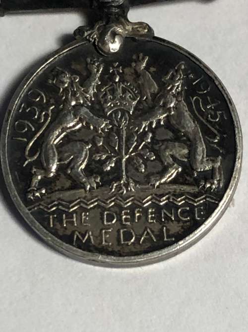 STERLING SILVER KING GEORGE VI - 1939 TO 1945 WW2 DEFENCE MINI MEDAL COMPLETE WITH THE RIBBON 7.1g