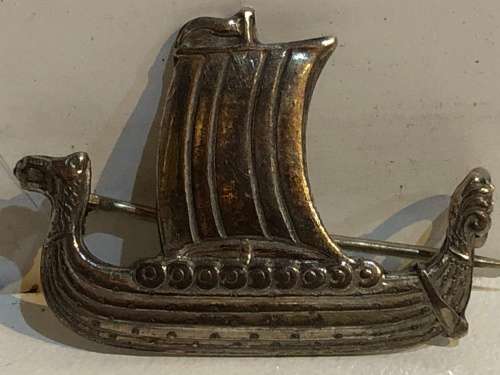 WOW !!! KRISTIAN HESTENES (1873 - 1928) SILVER VIKING SHIP BROOCH - CLEARLY MARKED 830s - NORWEGIAN