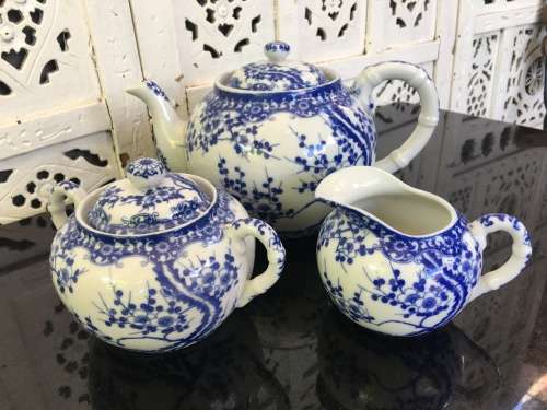 Beautiful c1958 Kutani Japan Marked Blue Prunus  Porcelain Tea Pot Sugar & Creamer .Marks on Base