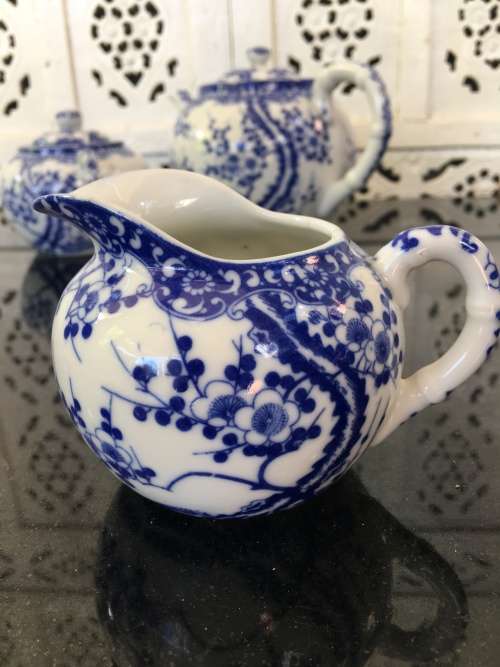 Beautiful c1958 Kutani Japan Marked Blue Prunus  Porcelain Tea Pot Sugar & Creamer .Marks on Base