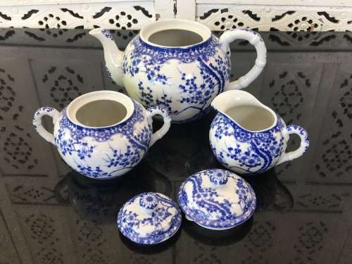 Beautiful c1958 Kutani Japan Marked Blue Prunus  Porcelain Tea Pot Sugar & Creamer .Marks on Base