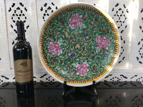 Beautiful Large Old Chinese Qianglong Marked Charger 35 cm Green Ground Hand Painted Enamel Peonies