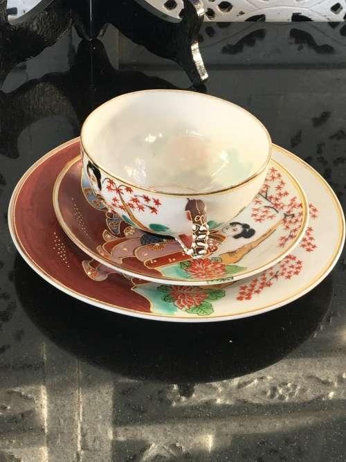 Lovely Japanese Kutani Moriage Geisha Lithophane Tea Trio, Theme, Tea Down by The River. Pre 1945s