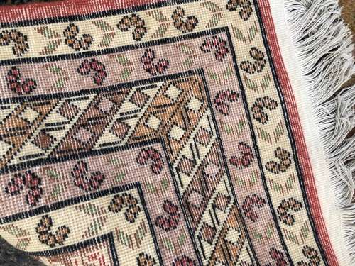 WOW!! GORGEOUS VINTAGE MORI BOKHARA PURE WOOL PERSIAN CARPET - EXCELLENT CONDITION - 1120 X 1830mm