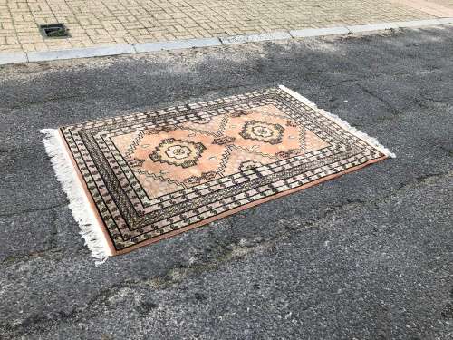 WOW!! GORGEOUS VINTAGE MORI BOKHARA PURE WOOL PERSIAN CARPET - EXCELLENT CONDITION - 1120 X 1830mm