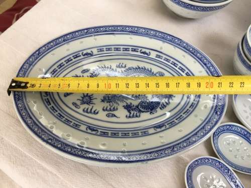 Lot 25 Piece Vintage c1980s Dated Chinese Dragon Rice Grain Pattern Porcelain Tableware set for 4s