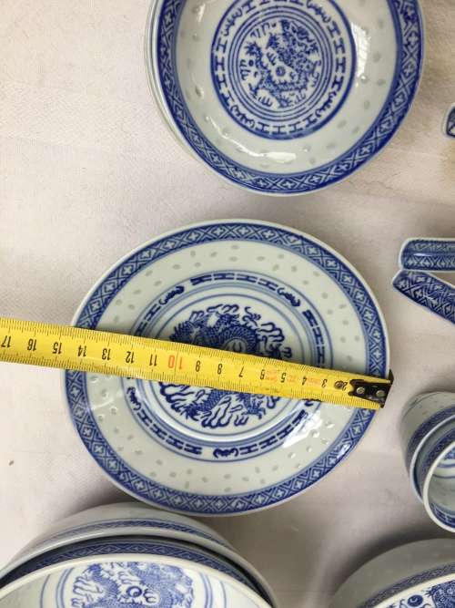 Lot 25 Piece Vintage c1980s Dated Chinese Dragon Rice Grain Pattern Porcelain Tableware set for 4s