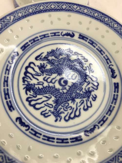 Lot 25 Piece Vintage c1980s Dated Chinese Dragon Rice Grain Pattern Porcelain Tableware set for 4s