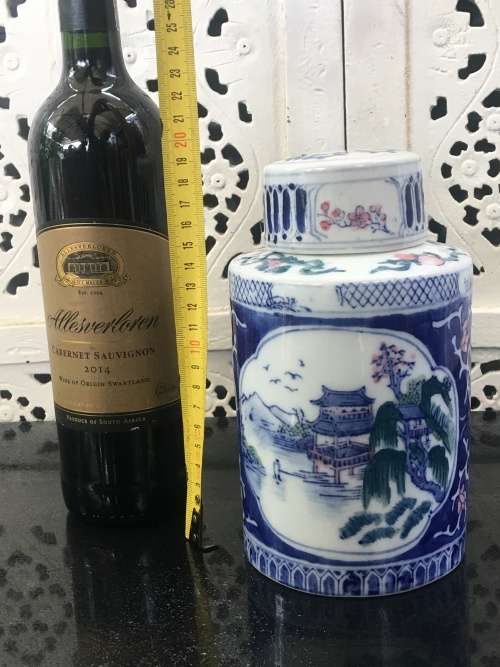 Lovely Decorative Chinese Blue Under Glaze Hand Painted Tea Caddy With Foo Lion Lid Kiln Mark